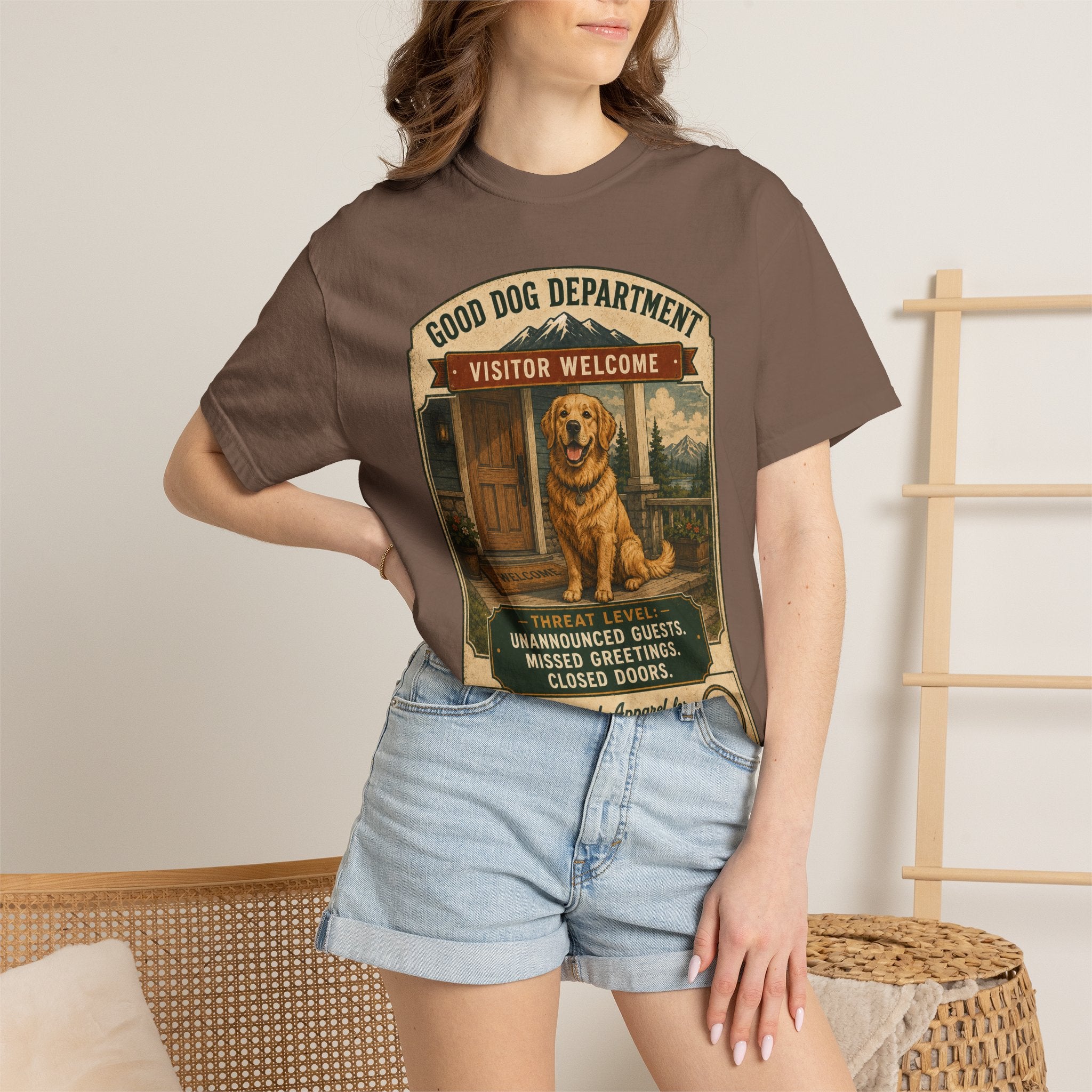 Golden Retriever — "Visitor Welcome"